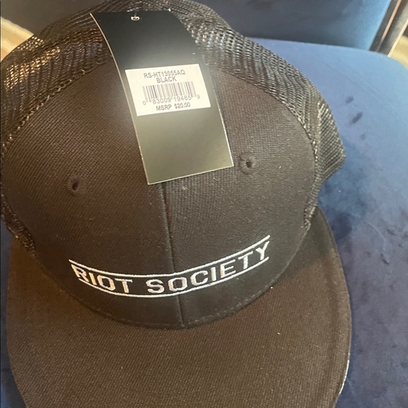 Riot Society Black and White Mesh Cap - Picture 3 of 3